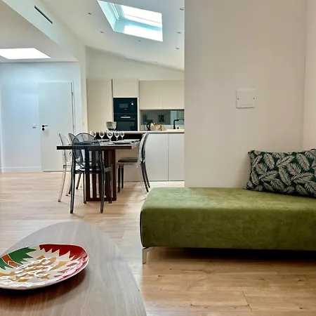 Apartment To Be Here